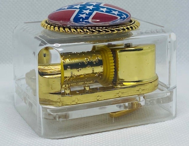 Battle-Flag-Music-Box-2
