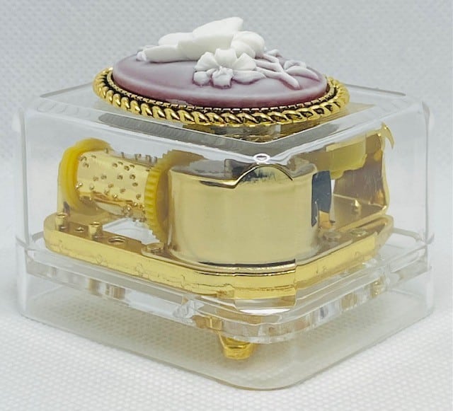 Butterfly-Cameo-Music-Box-2